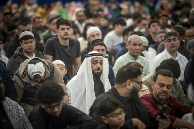 Slide 
													
													3