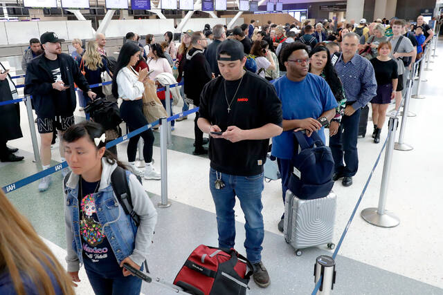 Bill to fund Homeland Security fails again as concern grows about airport lines