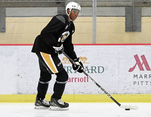 Penguins sign forward prospect Bill Zonnon to entry-level contract