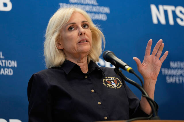 TSA staffing shortage delayed arrival of some LaGuardia crash investigators