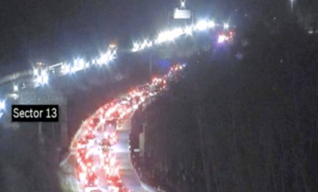 Multi-vehicle crash on Route 28 near Highland Park Bridge closes 1 lane