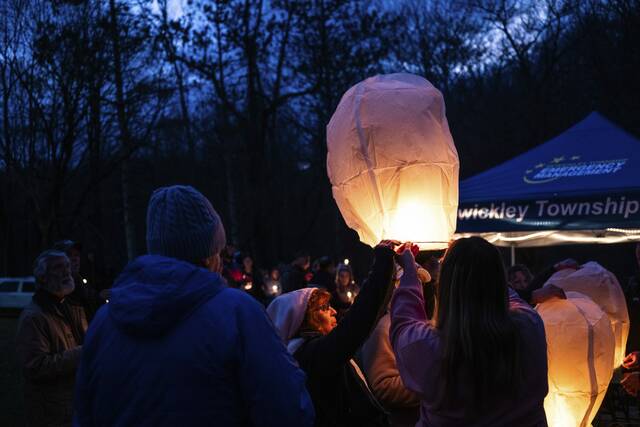 Slide 
													
													3