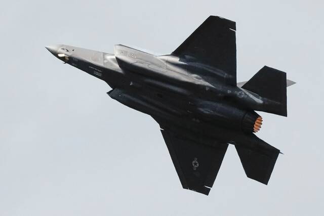 John Dorfman: Defense stocks could explode upward again