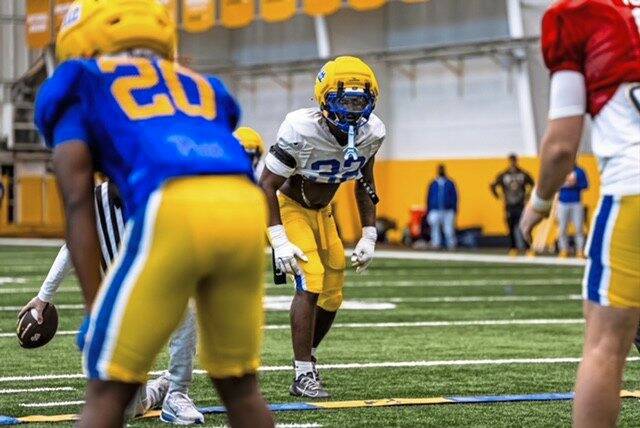 Back from injuries, LB Jeremiah Marcelin, RB Synkwan Smith hope to contribute for Pitt