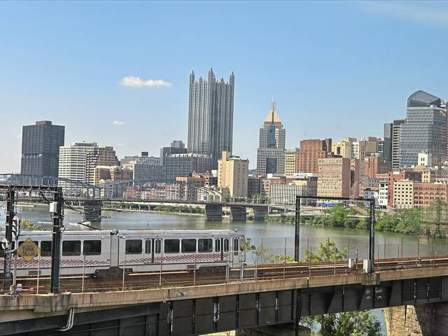 Sheetz, PRT to offer free transit on T for NFL Draft in Pittsburgh