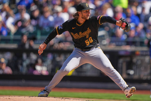 Henry Davis delivers game-winning hit, then makes saving tag as Pirates beat Mets in 10