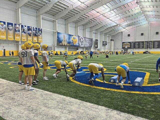 Pitt grapples with both clarity, uncertainty across position groups as spring ball continues