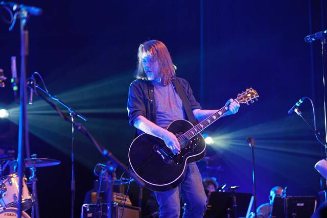 Soul Asylum’s Dave Pirner on sold-out acoustic show in Pittsburgh: ‘It’s just a little more naked up there’