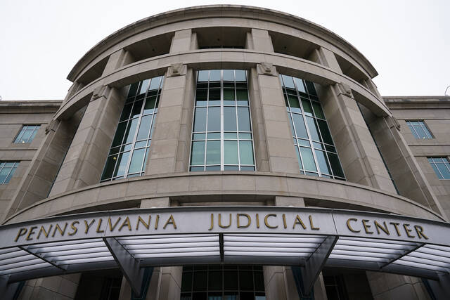 Pa. appeals court faults Pittsburgh for not reinstating fired cop