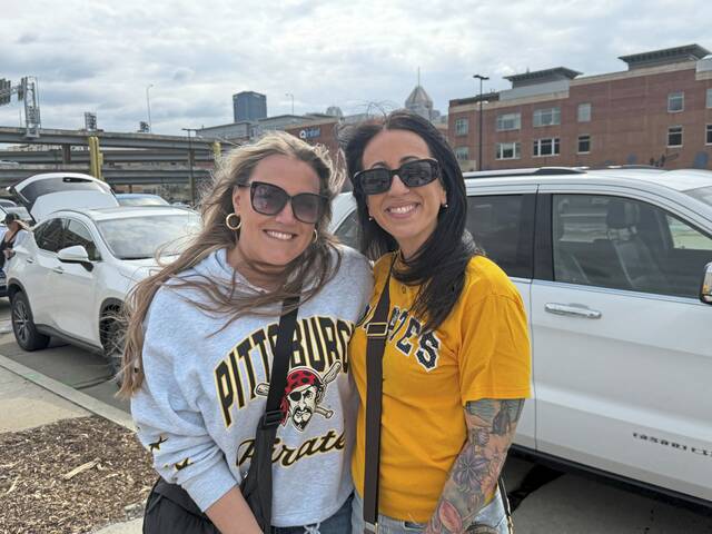 Eager fans filling Pittsburgh’s North Shore in advance of Pirates’ home opener<span class="headline-video">Video <i class="fa-solid fa-circle-play"></i></span>