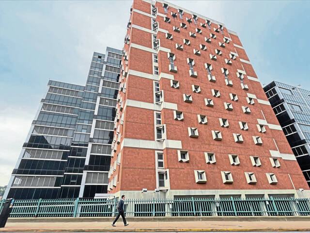 Critics allege Allegheny County Jail doesn’t always notify family when inmates are hospitalized