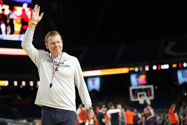 Illinois tries to erase memories of previous matchups with UConn heading into Final Four
