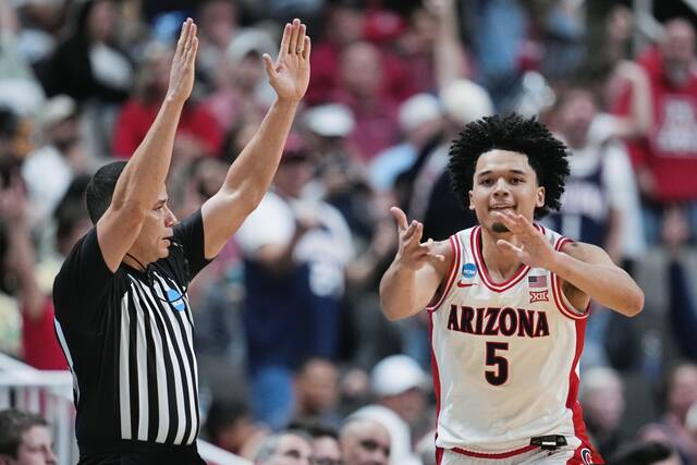Powerhouses Arizona, Michigan meet in Final Four in matchup with championship feel