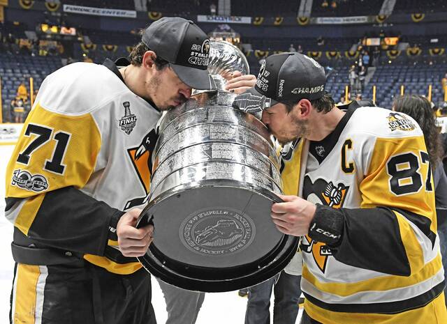 9455701_web1_crosbymalkincup