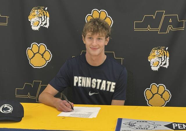 North Allegheny senior makes history as 1st male dancer with Penn State Lionettes