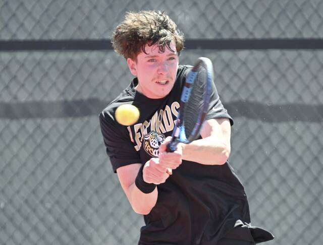 Belle Vernon’s Max Henson, North Allegheny’s Advaita Sircar reign again in WPIAL boys tennis