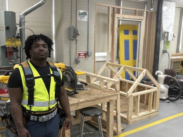 Pittsburgh students tour NFL Draft stage build, explore careers in trades