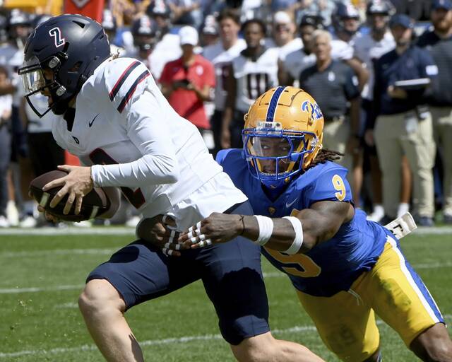 Pitt’s Kyle Louis drafted by Dolphins late in 4th round