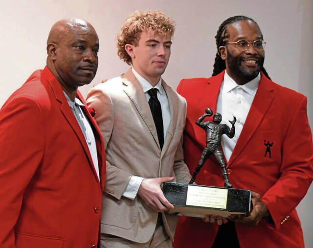 New Kensington’s Willie Thrower family to join Bears brass at NFL Draft to honor league’s 1st Black quarterback