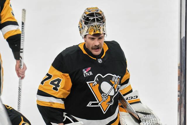 Penguins goaltender Stuart Skinner scheduled to start against Flyers in Game 1