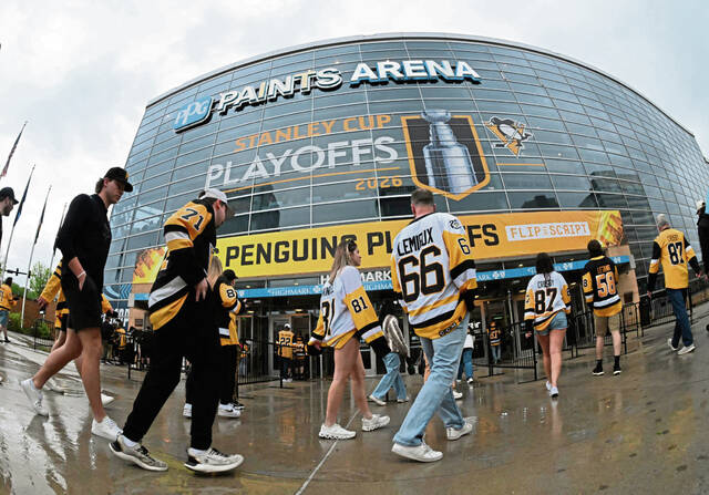 ‘It’s electric’: Penguins vs. Flyers 1st playoff matchup draws rowdy, excited fans to Pittsburgh