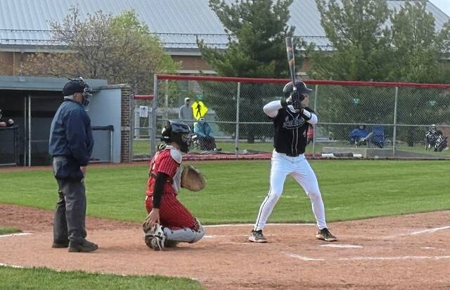‘Cold is just a mindset’ for Upper St. Clair’s hot bats in win over Peters Township<span class="headline-video">Video <i class="fa-solid fa-circle-play"></i></span>