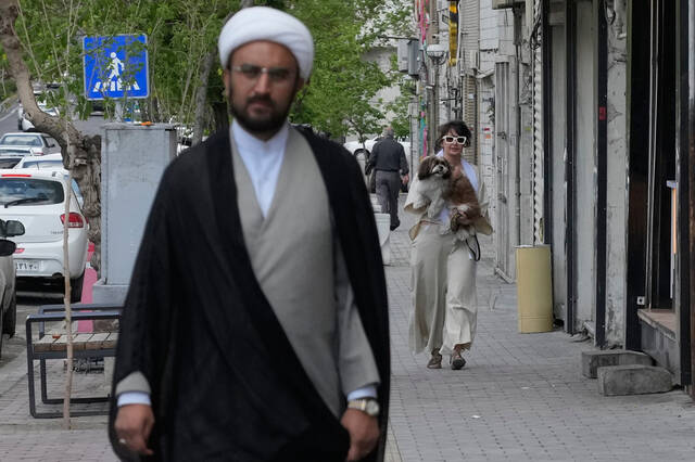Trump says the U.S. will extend its ceasefire with Iran at Pakistan’s request