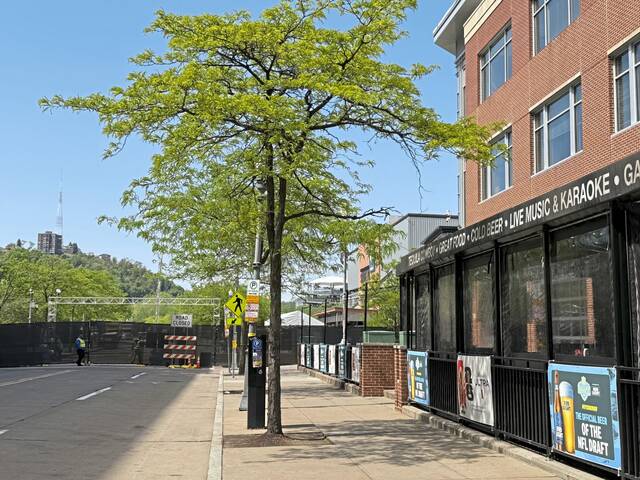 Pittsburgh restaurants prepare for NFL Draft surge as closures raise concerns