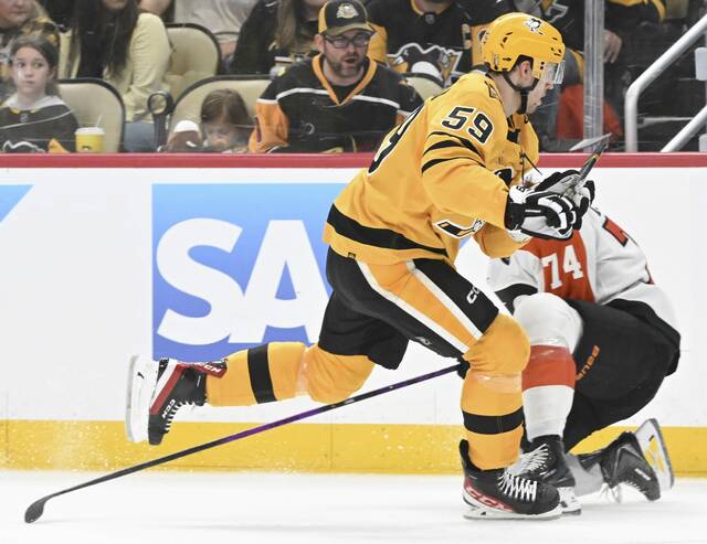 Penguins weigh lineup, power-play tweaks ahead of Game 3 in Philadelphia