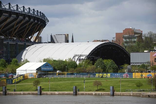 Pittsburgh locals split on NFL Draft, but agree it will be a spectacle