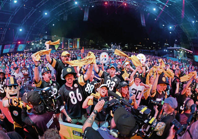 NFL Draft live: Pittsburgh sets a record with draft attendance