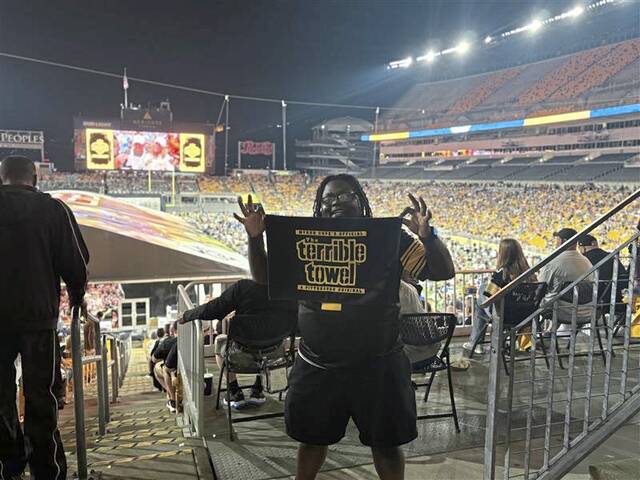 NFL Draft live: Football fans take in the scene while waiting for their teams’ picks