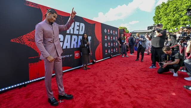 NFL Draft prospects bring the bling on the red carpet at Point State Park