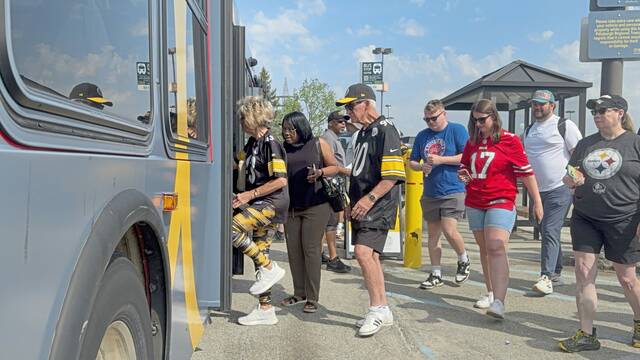 Slide 
													
													1