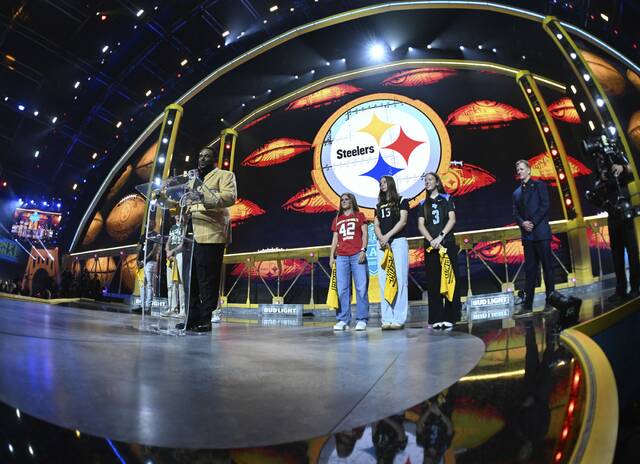 NFL Draft Day 1 live sports updates: 1st round concludes in Pittsburgh<span class="headline-video">Video <i class="fa-solid fa-circle-play"></i></span>