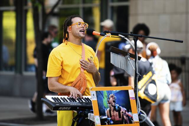 NFL Draft Day 2 Live: Fans expected ‘disaster,’ but turned out to be fun