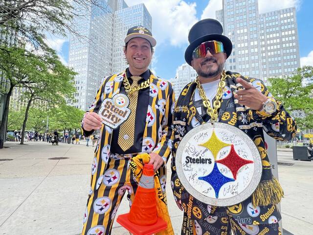 NFL Draft Day 2 Live: Fans from all over bring good vibes to Pittsburgh