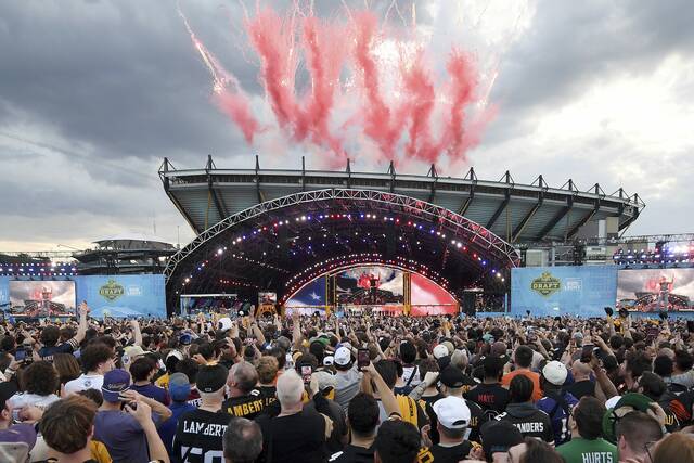 Joe Starkey: Incredible night for Pittsburgh … until it was the Dallas Cowboys’ turn to pick