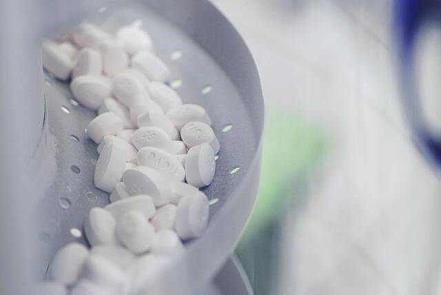 
			
				                                GLP-1 pills being produced at a Novo Nordisk facility. (Courtesy of Novo Nordisk)

			
		