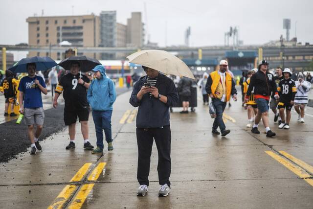 NFL Draft Day 3 Live: Wet weather keeping crowds light on draft’s final day