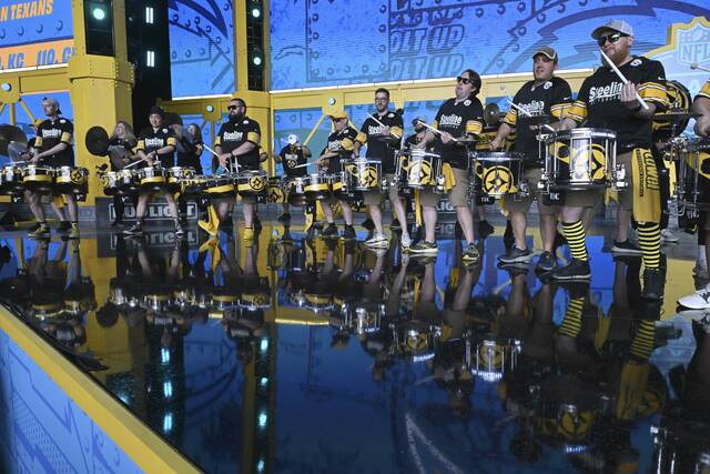 Slide 
													
													9