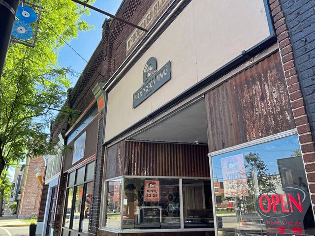 Preserving Vinyl opens new bargain outlet in New Ken, another record shop coming to Dormont on Saturday