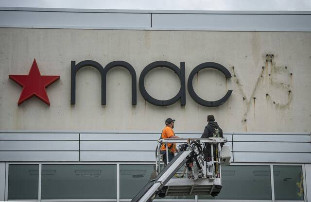 Macy’s at Pittsburgh Mills now closed