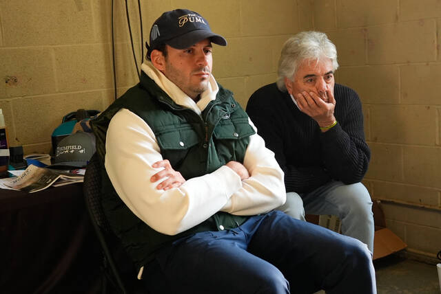 us-world The Delgados and Motts make the Kentucky Derby a fathers and sons event 4 Min Read | 1 hour Ago