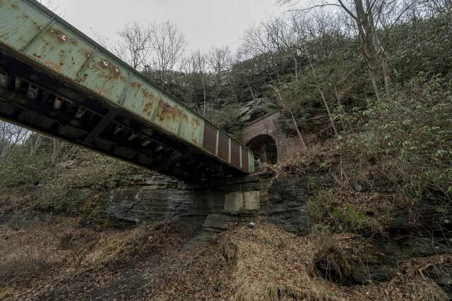 $56M project will see historic Layton Iron Bridge replaced by complex, 17-section span
