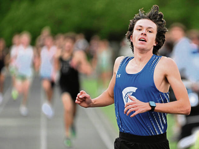 Belle Vernon’s Ryan Kent, Hempfield’s Jonathan Stetchock shine at Baldwin Invitational