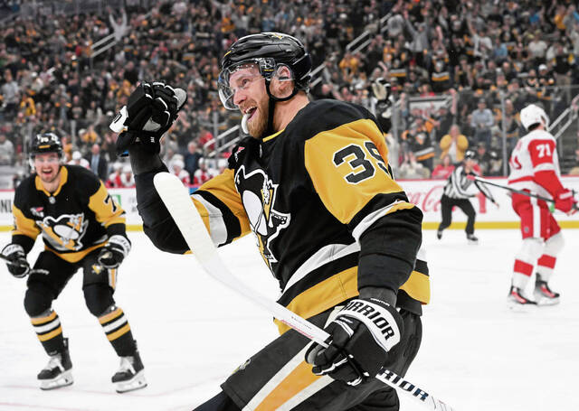Forward Anthony Mantha felt ‘right at home’ with the Penguins