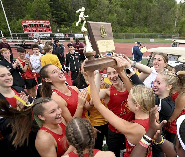 North Catholic girls win WPIAL team track and field title on final event; Quaker Valley boys win 3rd in row