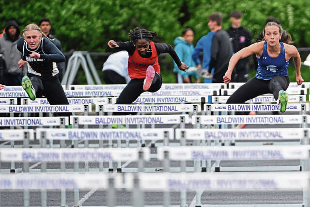 Gateway sports notebook: Gators track and field athletes shine at Baldwin Invitational