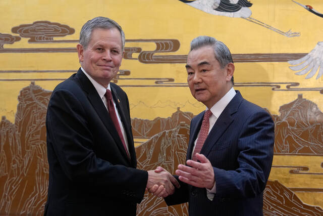China signals again that Taiwan is a priority ahead of Trump-Xi meeting